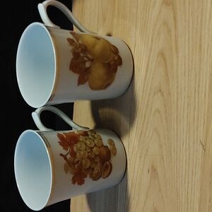 Crown Regent Fine China Cups (2)